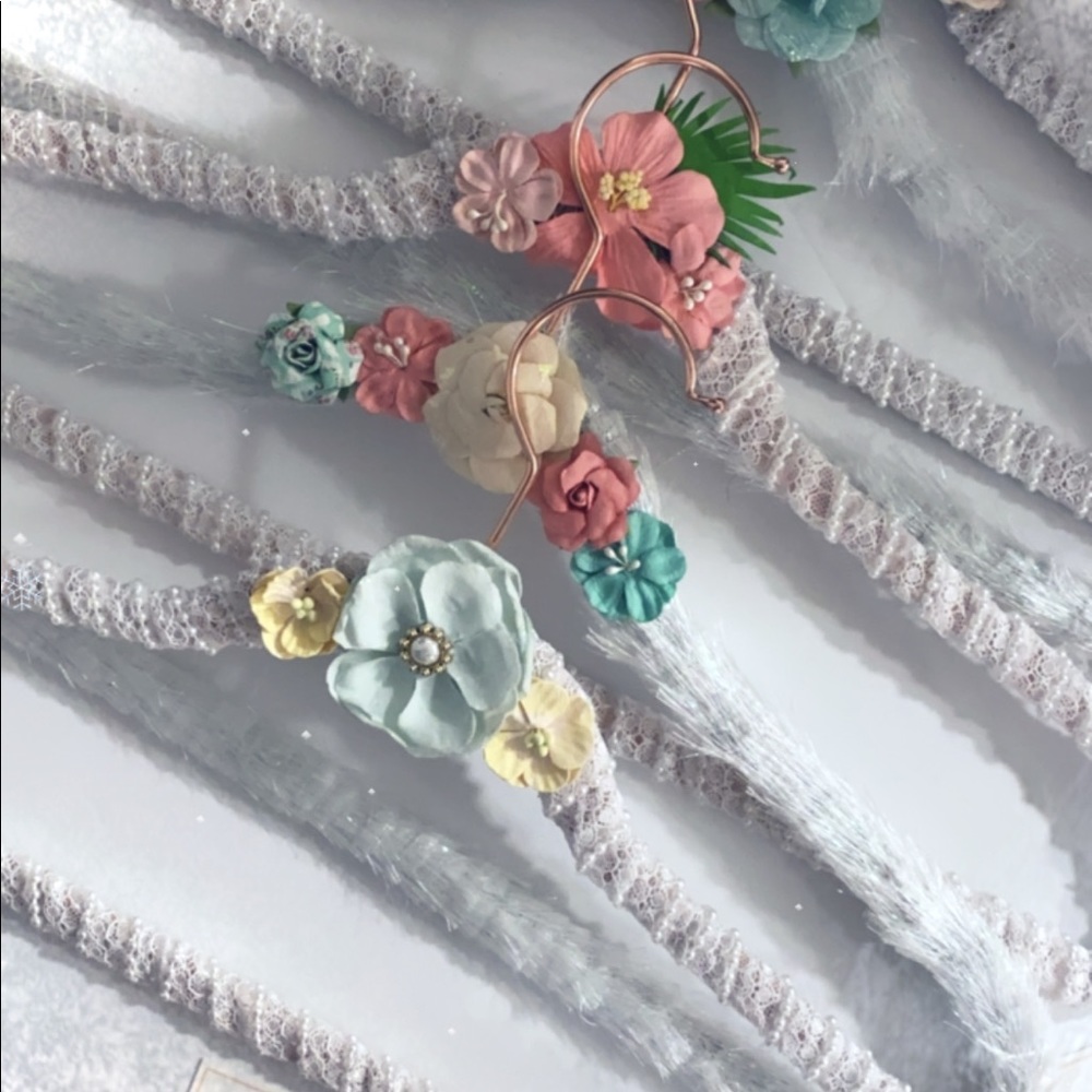Customized handmade hangers